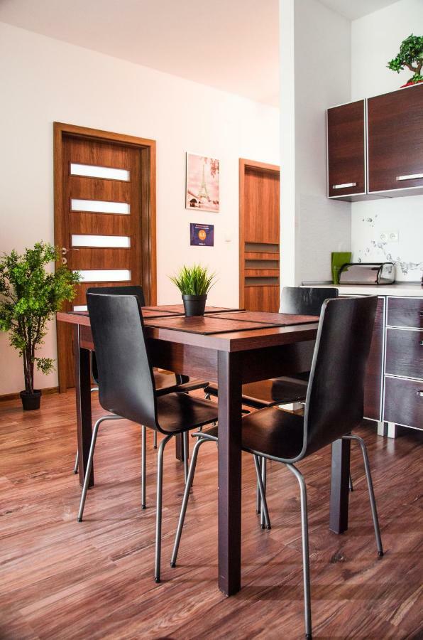 Apartament Centrum Gieldowa Varsovie Extérieur photo
